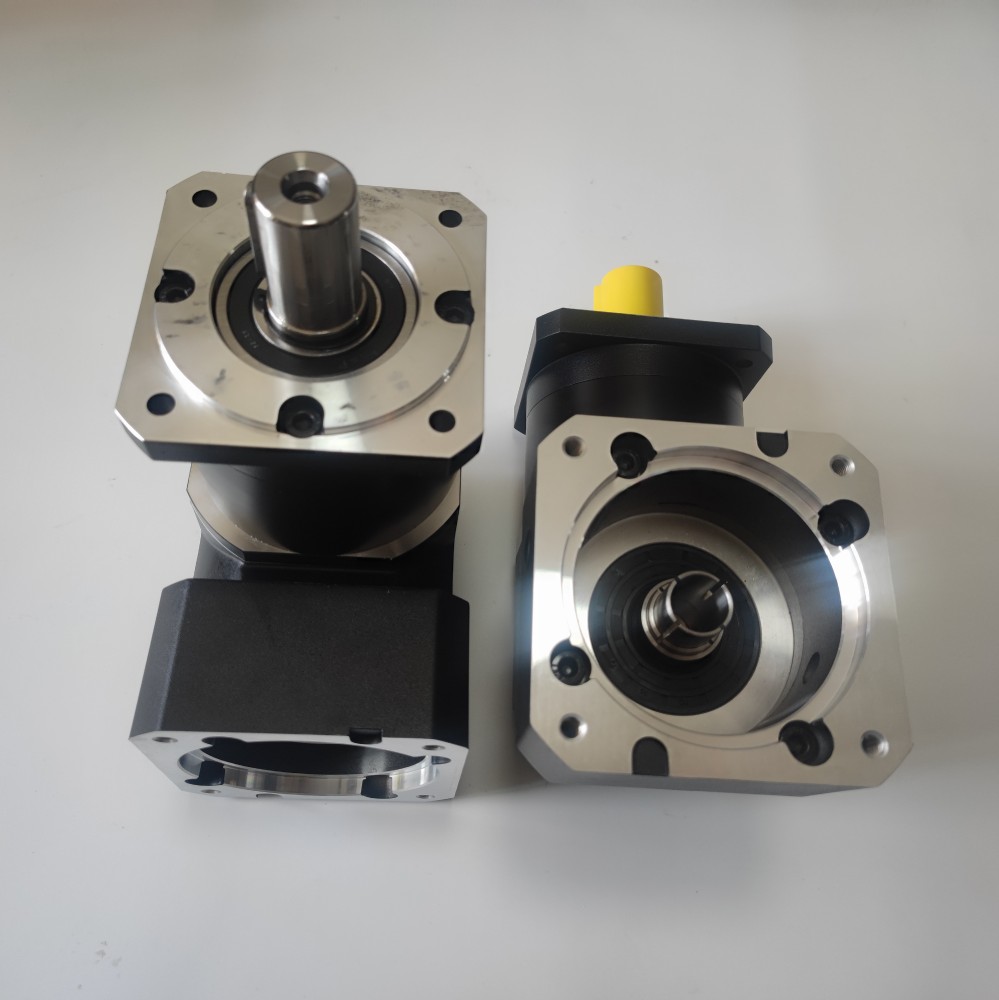 Riduttore di velocità angolare - Servo Motor recensione e prezzo